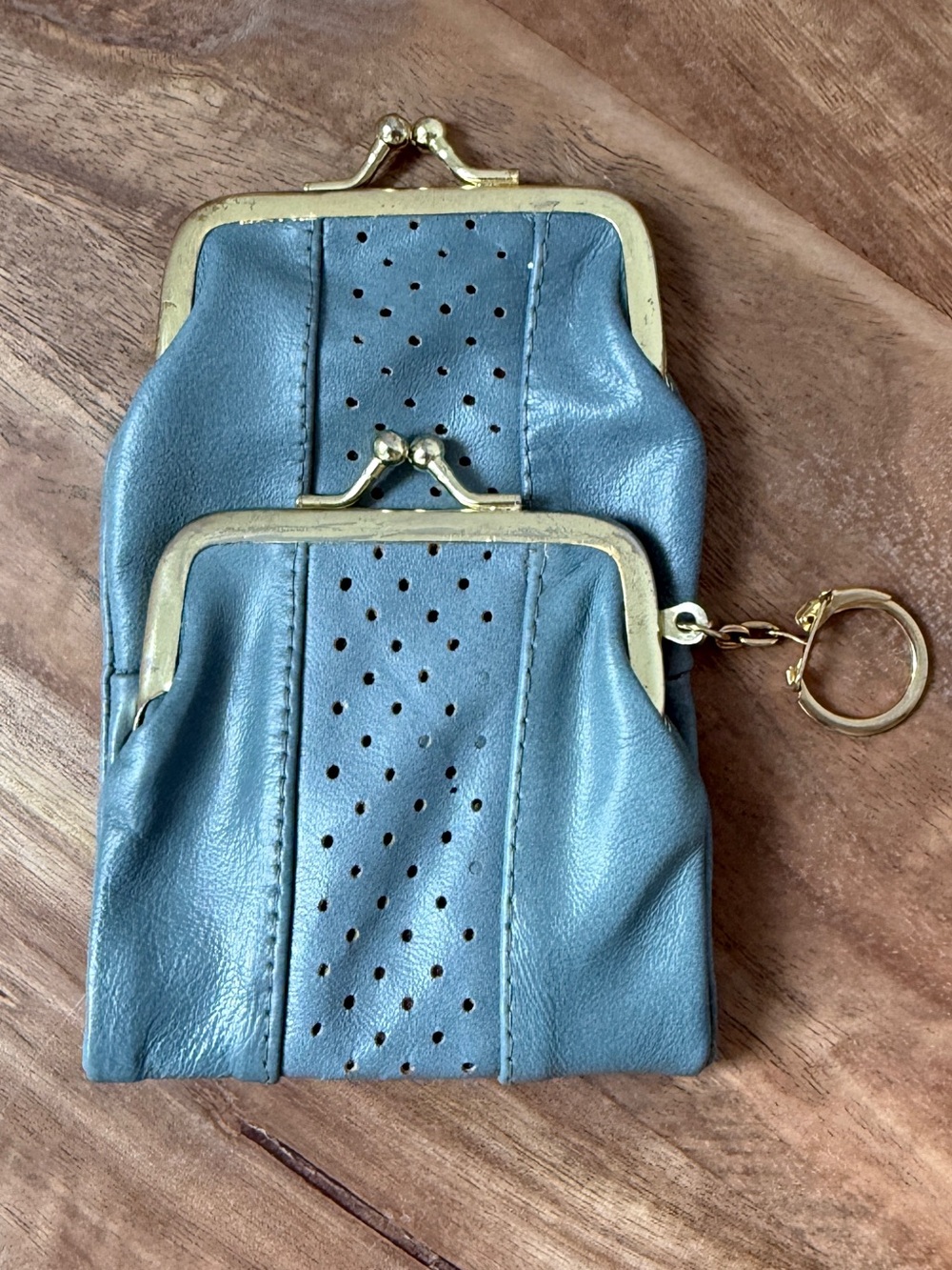 Vintage ROGER GIMBLE Blue Perforated Leather Double Kiss Lock Coin Purse Keyring